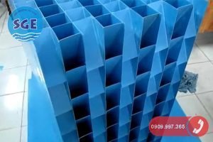 Tấm lắng vách nghiêng