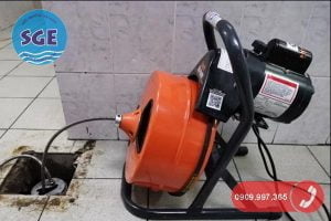 Thiết bị thông cống nghẹt