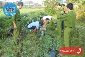 Bắt quả tang hành vi xả nước thải ra môi trường